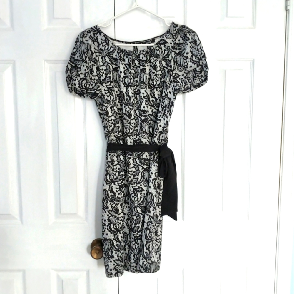 XS Jacob Lace Print Dress